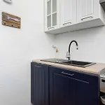 Apartment Modern In With Air Conditioning By Renters Breslau