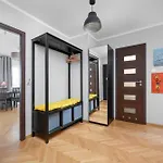 Modern In With Air Conditioning By Renters Apartment *