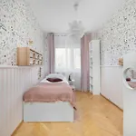 Modern In With Air Conditioning By Renters Apartment