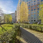 Apartment Modern In With Air Conditioning By Renters *