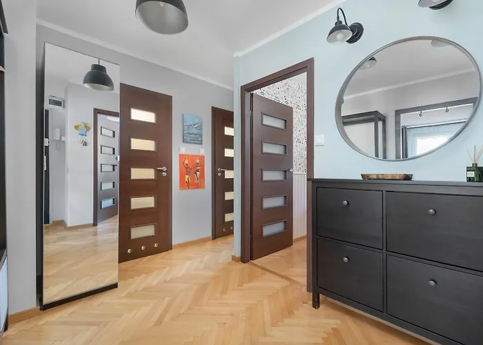 Modern In With Air Conditioning By Renters *