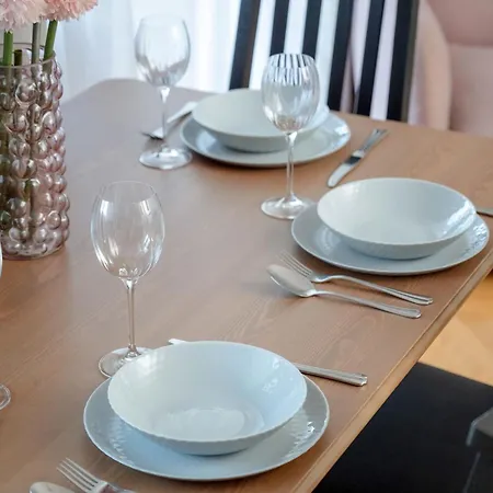 Appartamento Modern In With Air Conditioning By Renters Breslavia